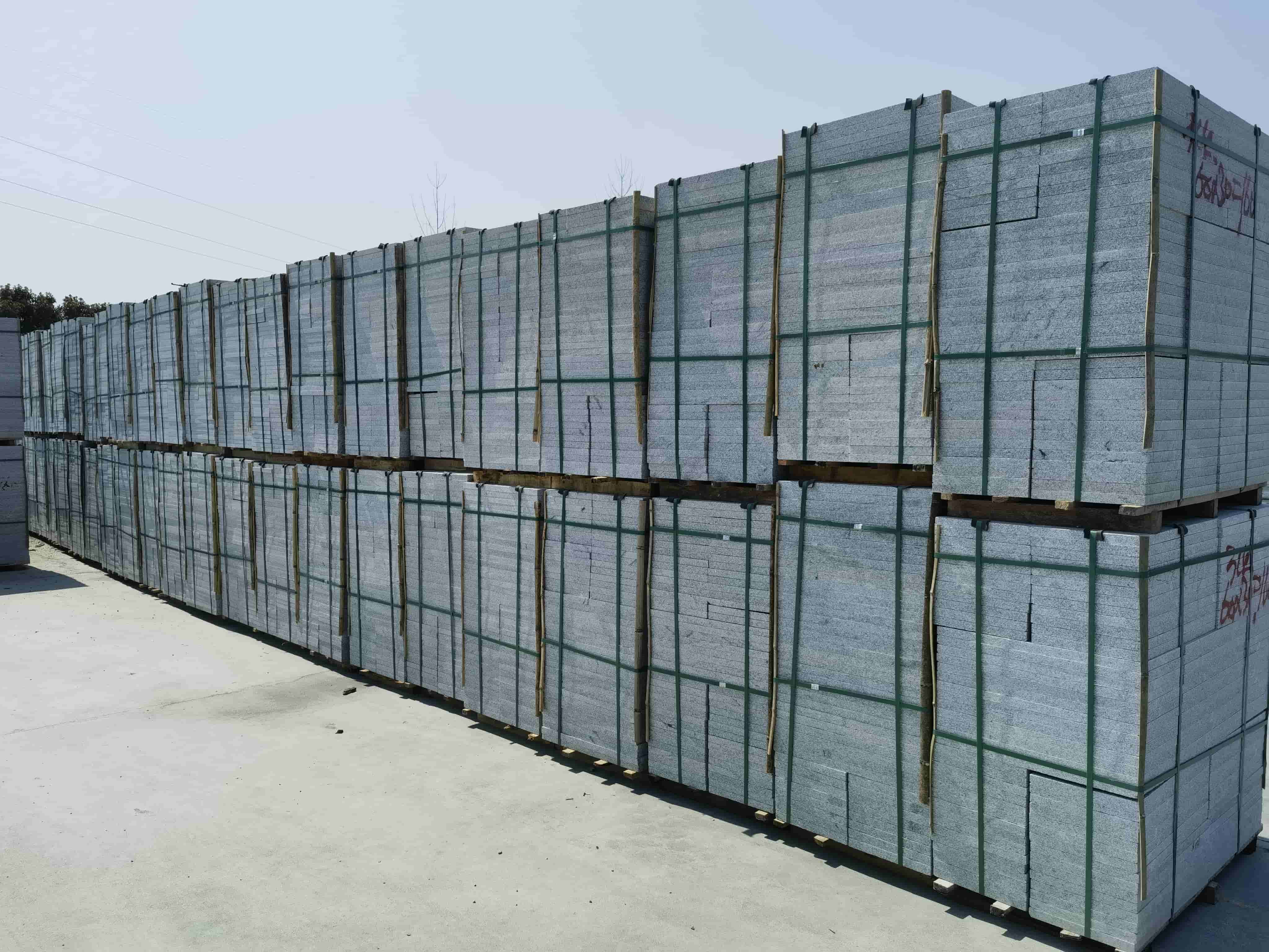 浙江芝麻白火烧300*600处理价：3公分23元，5公分28元