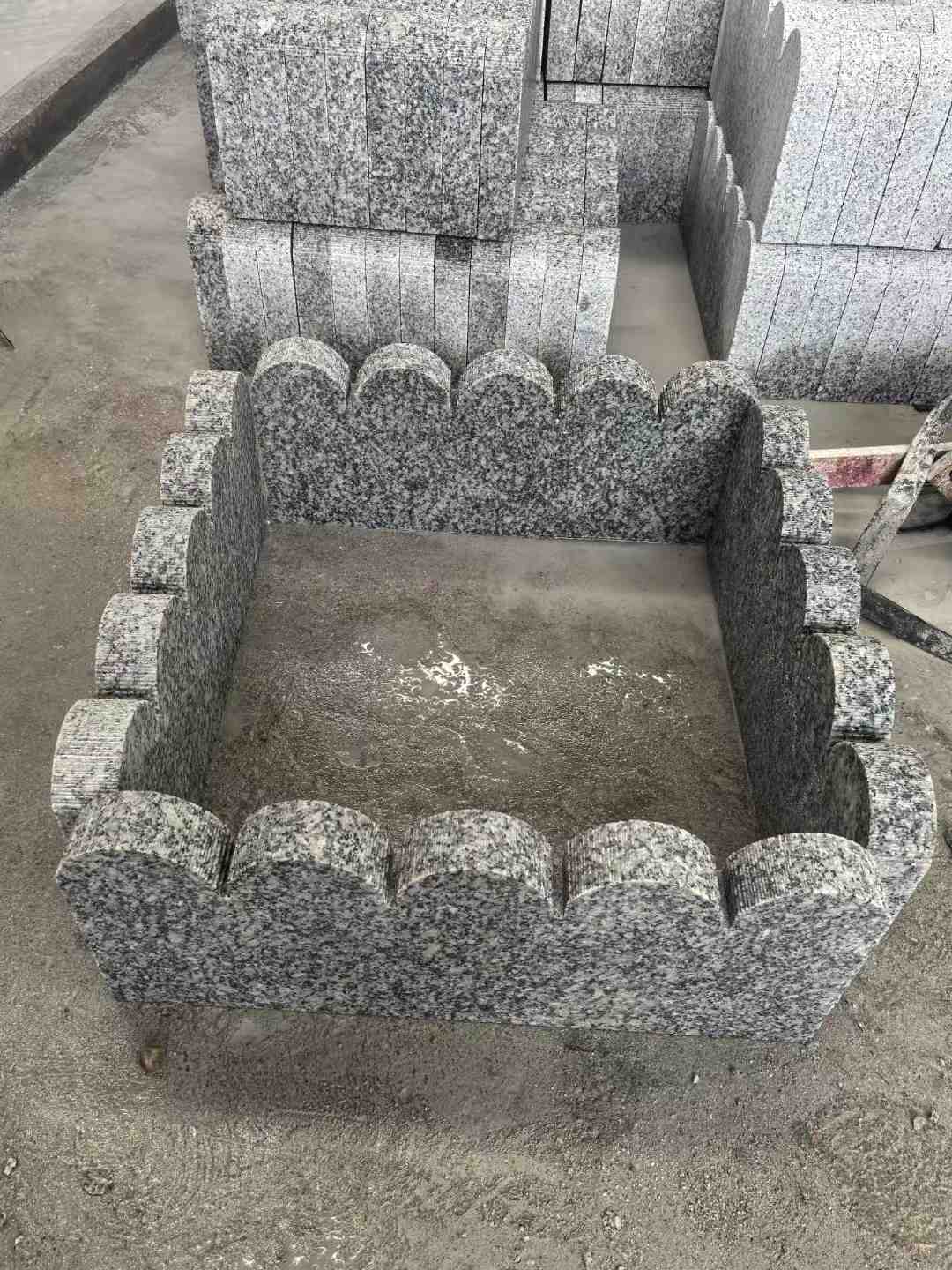 浙江 花边石、花坛围栏石、花池界石、菜园栅栏石、镶边石、波浪状界石介绍