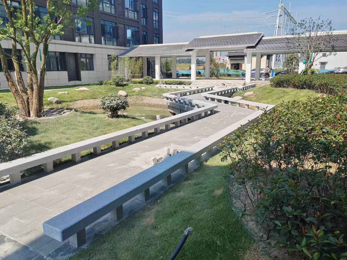 浙江 芝麻灰小区坐凳&栏杆安装效果