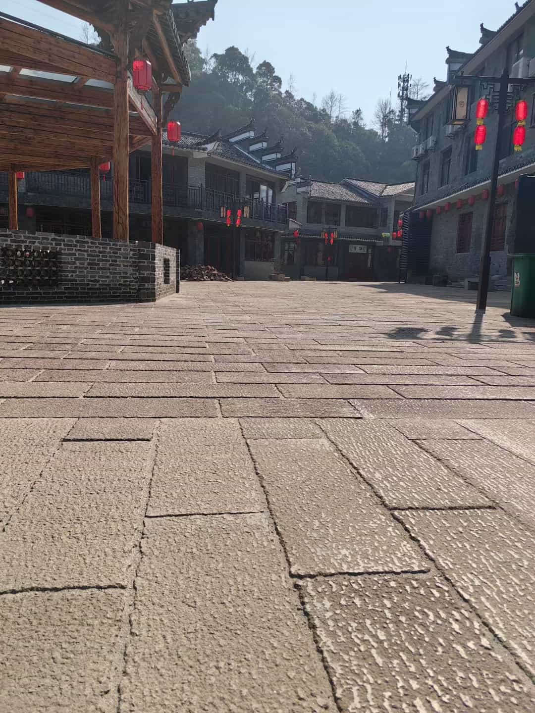浙江仿古石铺装效果