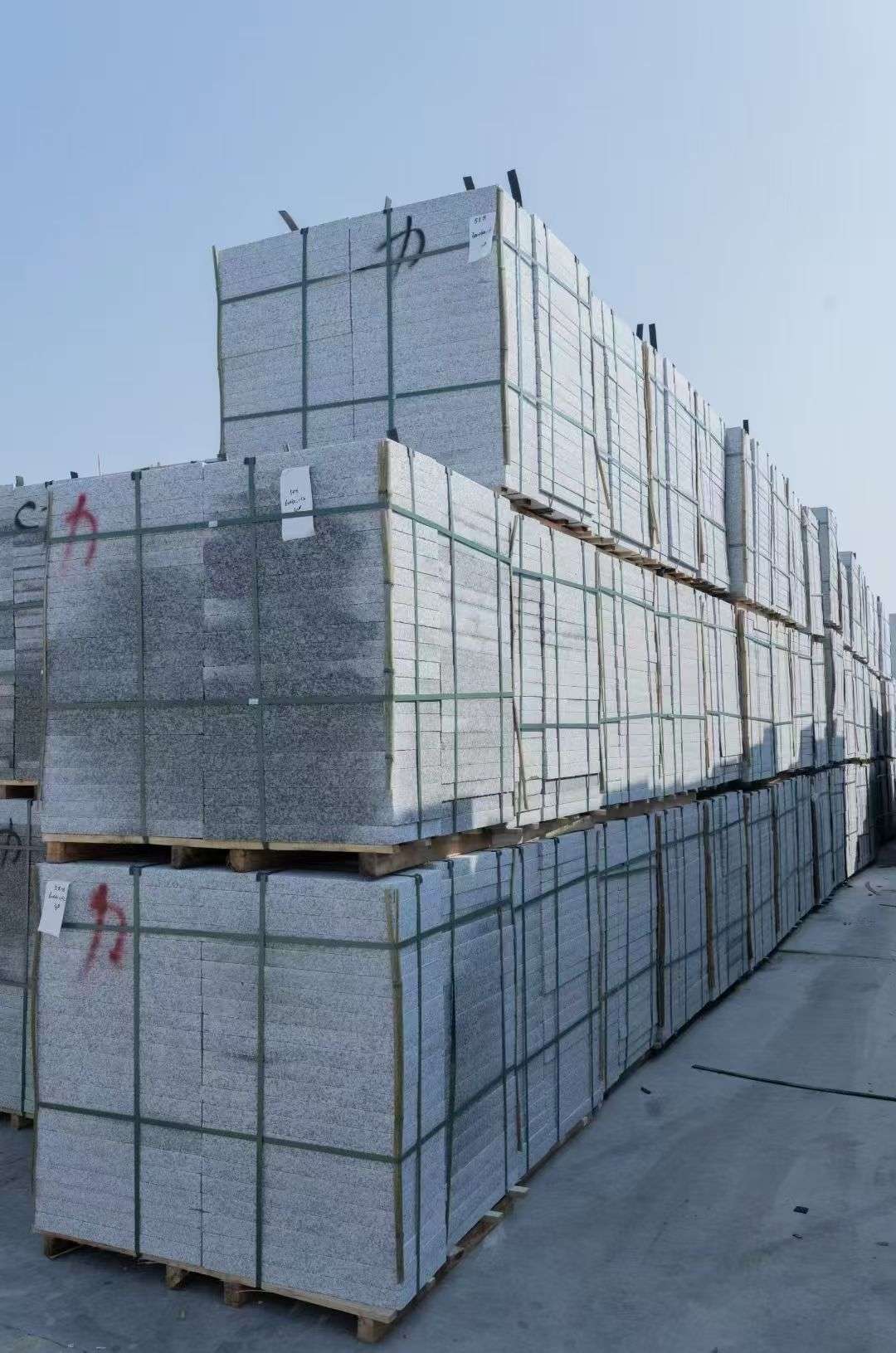 浙江 芙蓉白、大花白、小白花荔枝面成品地铺石