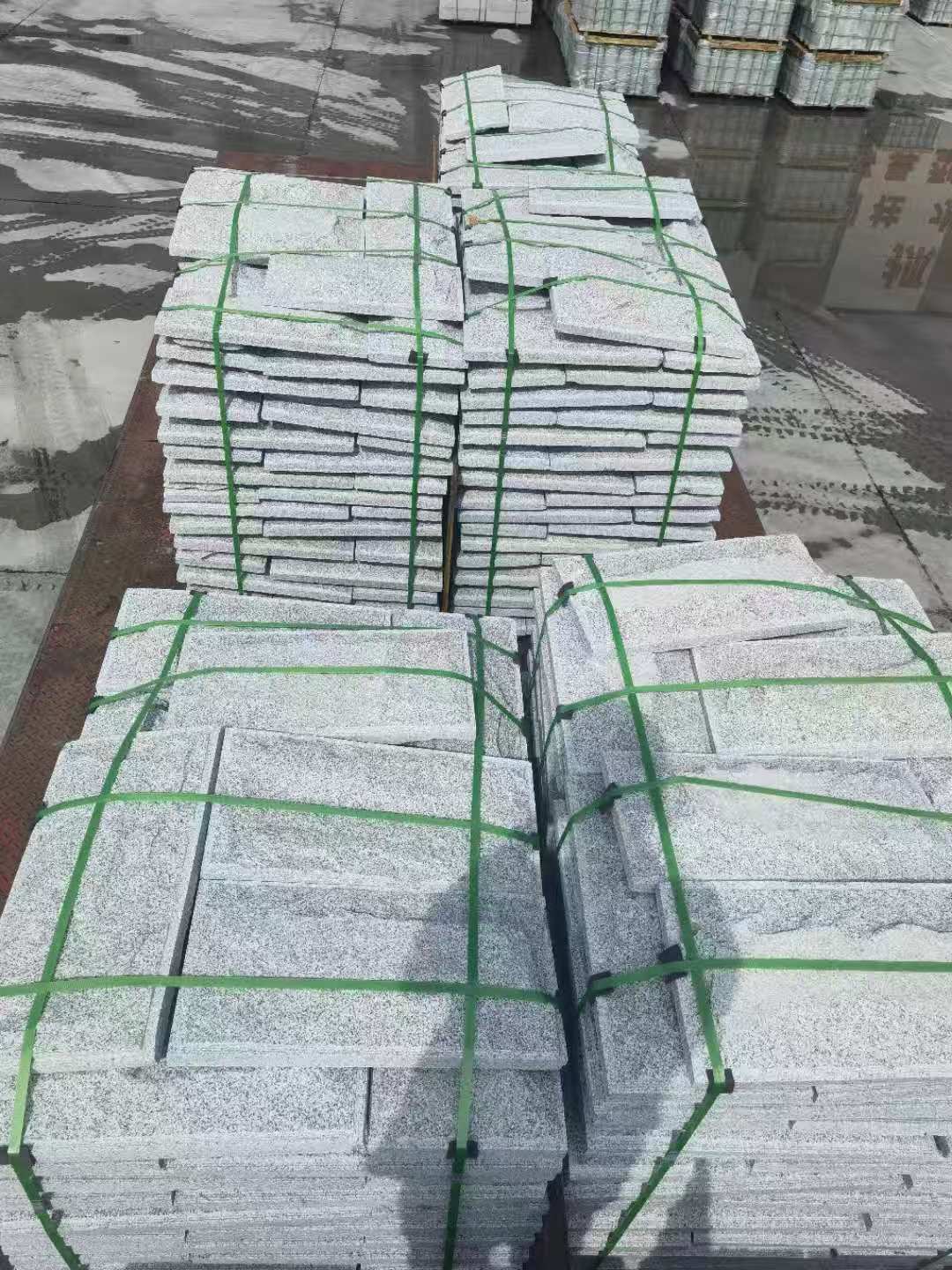 浙江 芝麻白蘑菇石装车出货