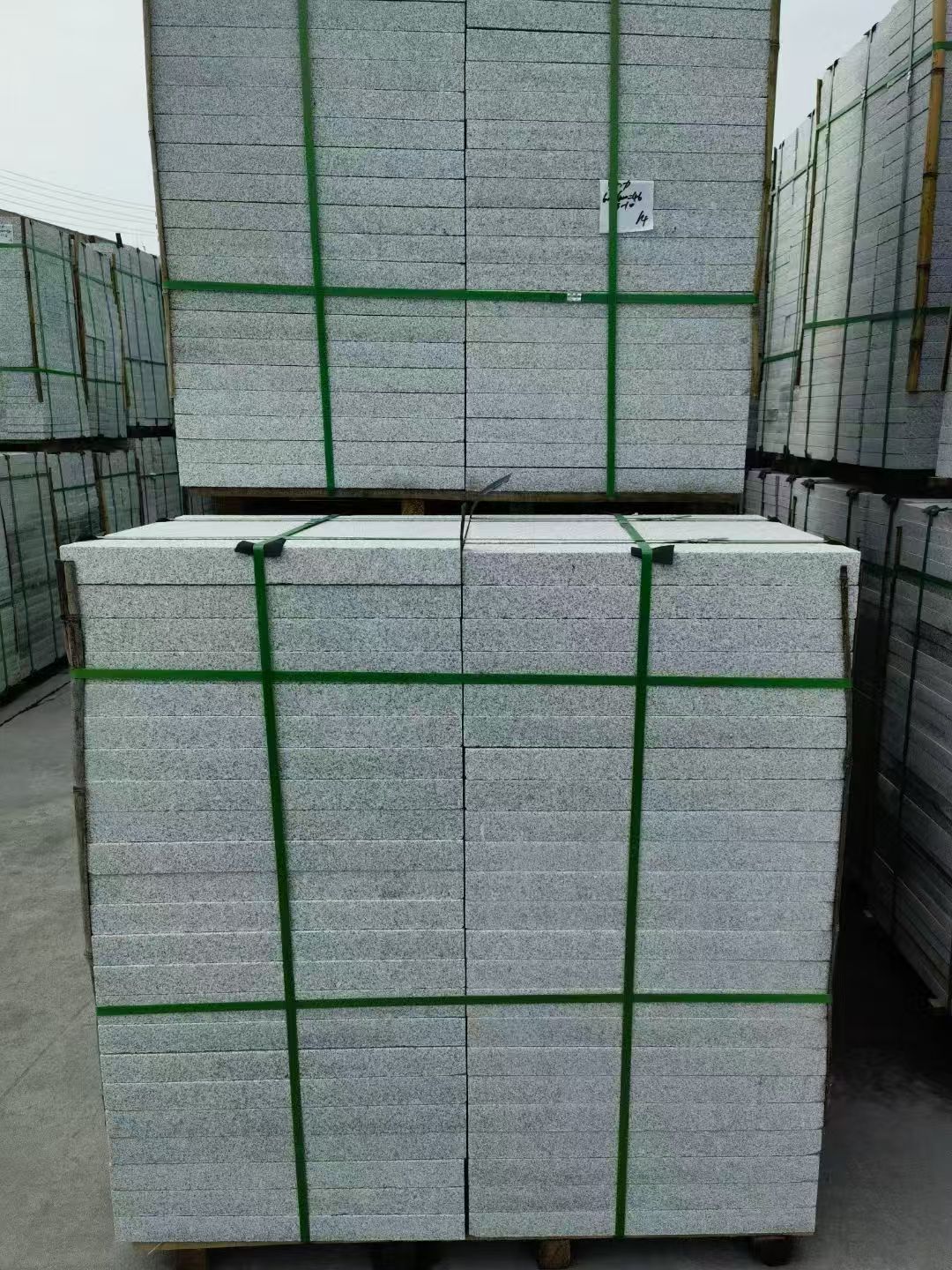 浙江 火烧面地铺石，街道广场园林市政工程板，1.8~5.0厚均有现货