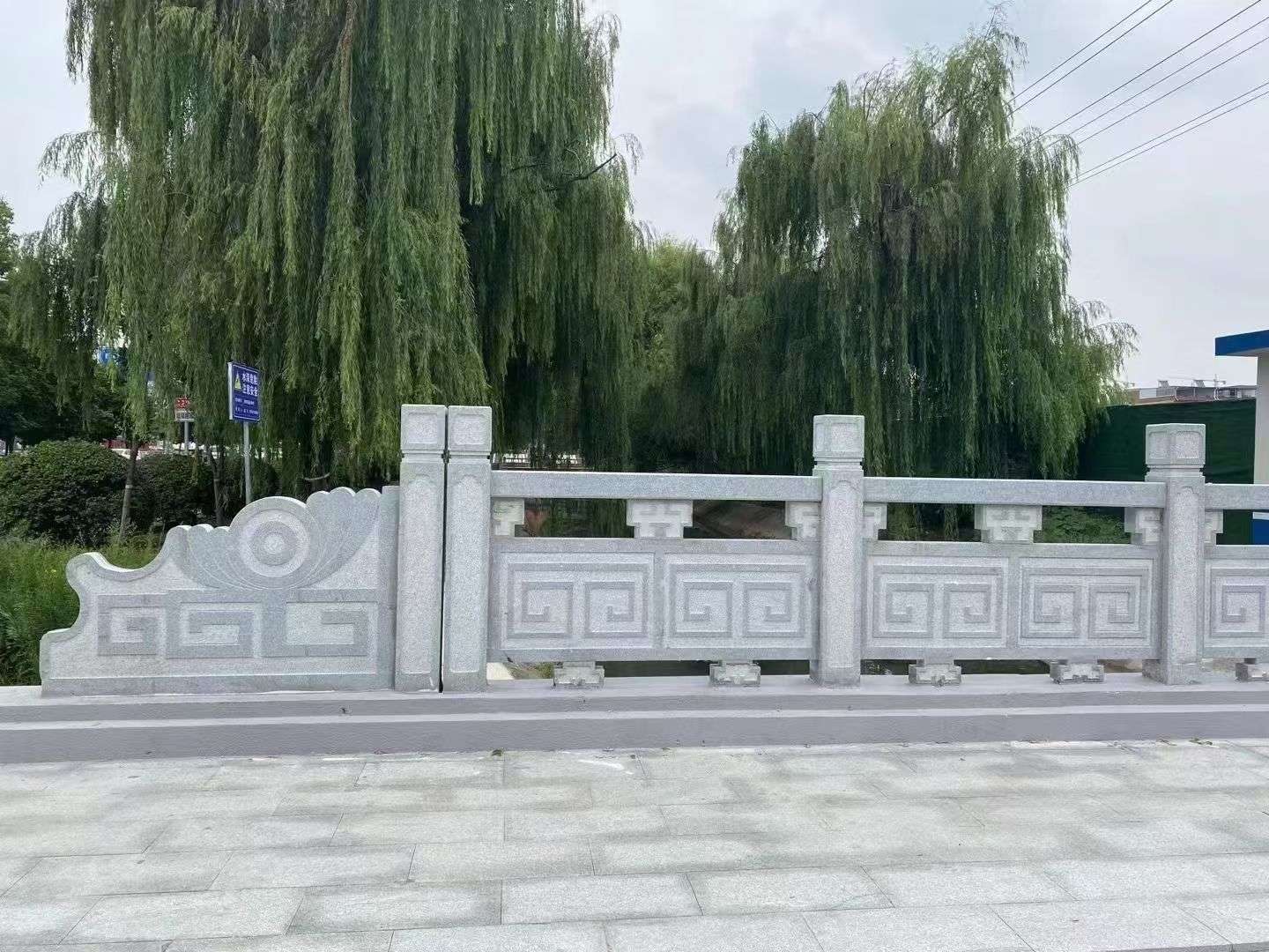 浙江 芝麻灰桥栏杆、河道栏杆安装效果
