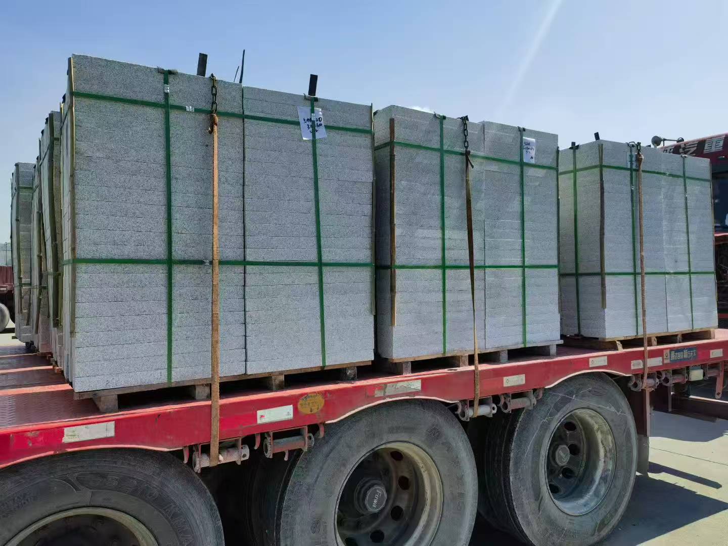 浙江 芝麻白花岗岩地铺石